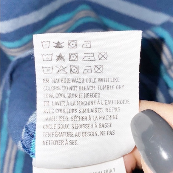 American Eagle Blue Striped Button Down Shirt - Picture 8 of 12